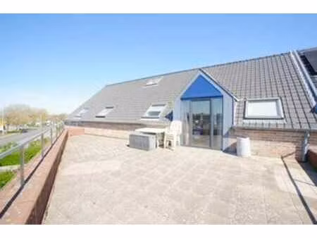 appartement 1 ch. lumineux avec grande terrasse