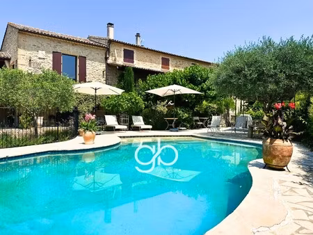 maison de luxe à vendre à sauve