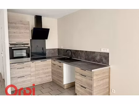 location appartement  99 m² t-4 à fains-véel  595 €
