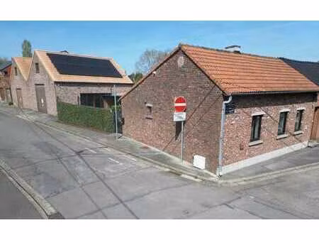 maison 2ch + entrepôts de 160m² idéal indépendant besonrieux