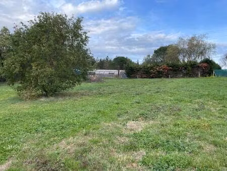 terrain constructible viabilisé à vendre