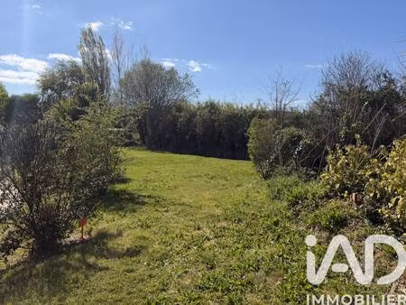 terrain constructible viabilisé à vendre