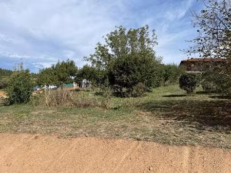 terrain constructible viabilisé à vendre