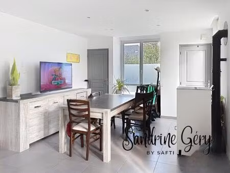 a saint -aigan-sur-roe maison à vendre louée