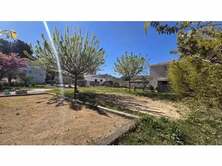 terrain constructible à vendre