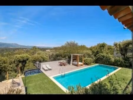 maison familiale calme et vue dégagée