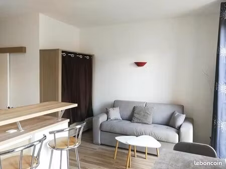 appartement meublé 2 pièces traversant avec terrasse proche écoles supérieures
