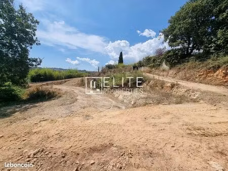 terrain 1570 m² peymeinade