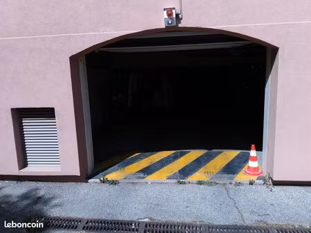 à vendre garage aix en provence