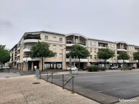 garage à louer coeur de craponne