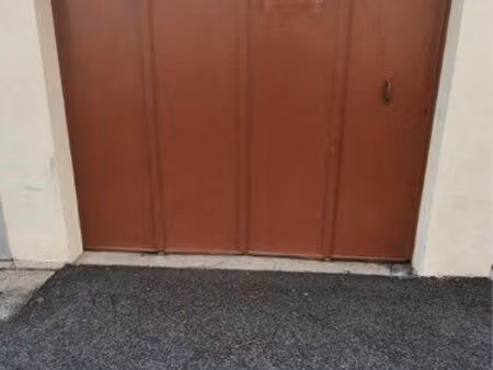 garage-box en extérieur