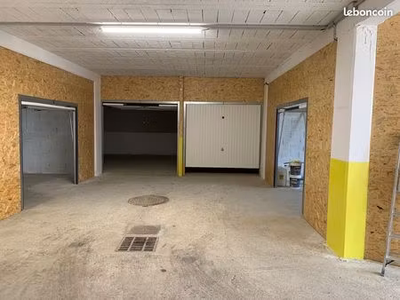 location box de stockage 30m2 et 46m2