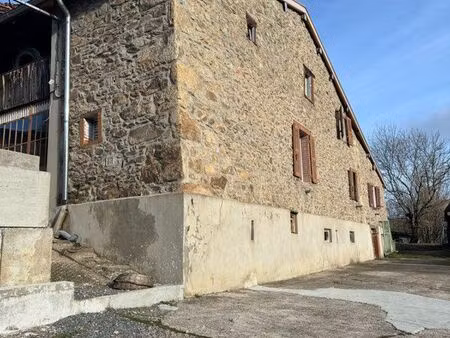 corps de ferme à finir de rénover