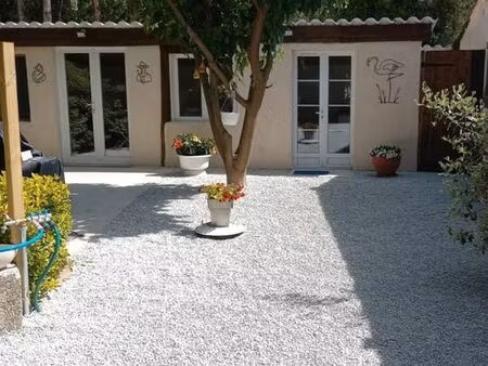 maison 94m2 sur senas sur terrain 2ha