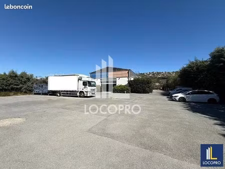 local d'activité 630 m²