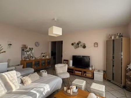 t3 centre de la tour de salvagny