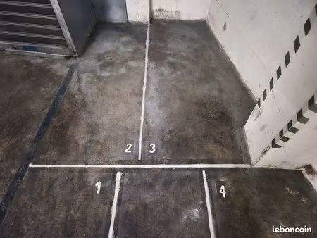 parking moto / 2 roues chartreux marseille