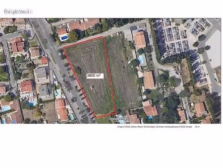 terrain pro à bâtir de 3144 m² pour activité