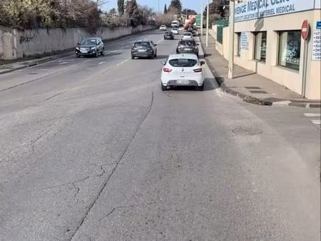 local commercial murs commerciaux la valentine saint menet