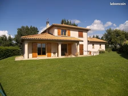 villa 5 pièces hauteurs de chaponnay