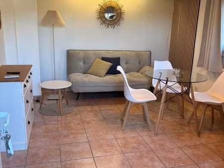 t:1 bis en rdc de villa calme proche commodités