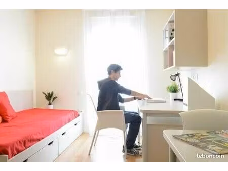 studio 1 pièce 18 m²