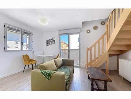 location appartement  32 m² t-2 à oullins  750 €