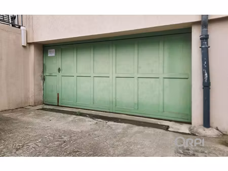 location stationnement  m² t- à prades  75 €