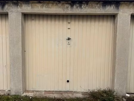 garage à louer