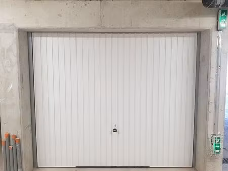 garage fermé à louer – rodez (bourran)