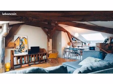 appartement meublé mansardé de type t3