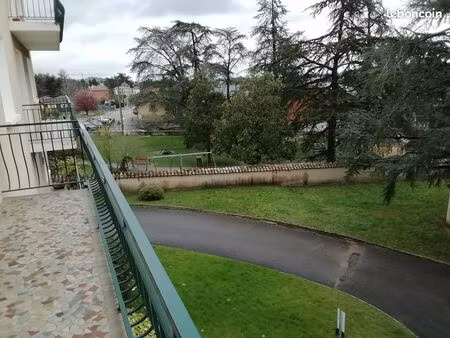 appartement t3 2 chambres  balcon  garage 