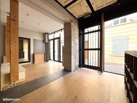 local commercial 39 m² avec vitrine – sainte-foy-lès-lyon centre / grande rue