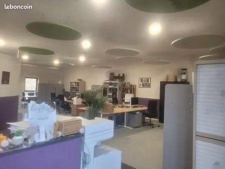 local commercial 240 m²