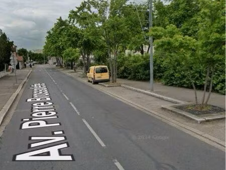 local commercial 55 m2