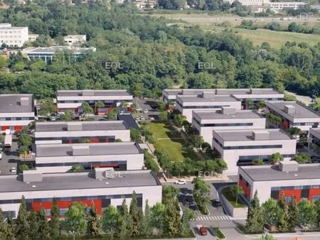 local d'activité 340 m²