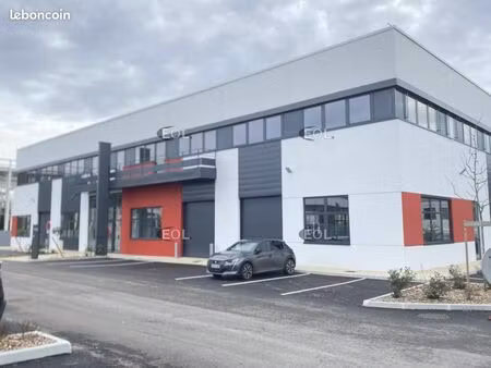 local d'activité 424 m²