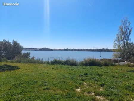 terrain rare à la vente