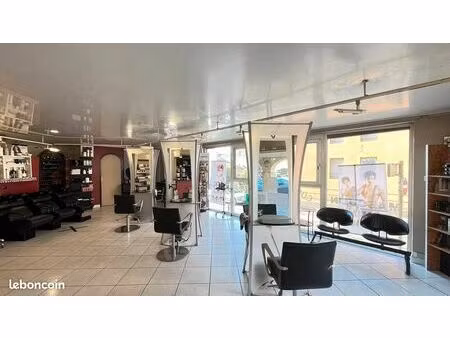 vends fond de commerce coiffure