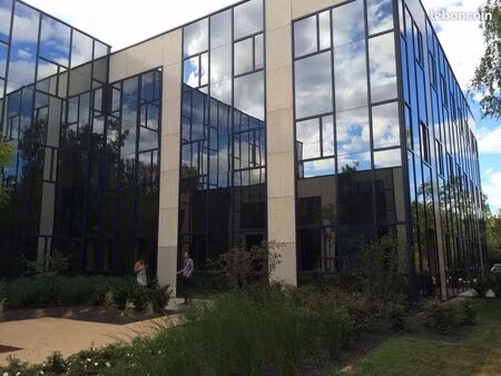 location local tertiaire (bureaux)