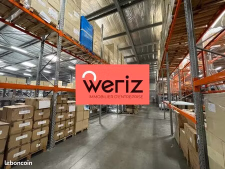 local industriel 2 390 m²