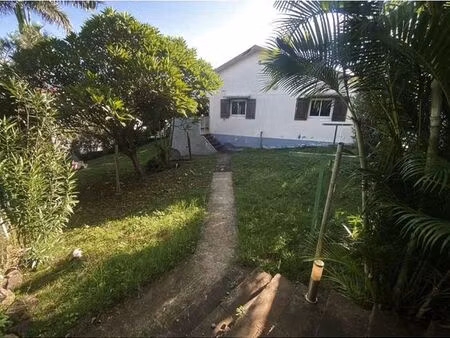 maison 3 pièces 90 m²