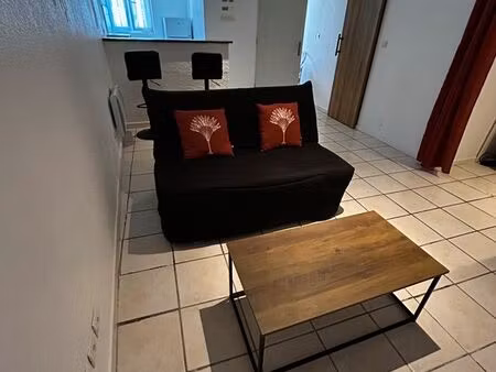 studio 27 m² à louer – villeneuve-la-rivière