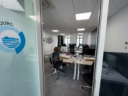 place de bureau à louer - bastille - 325ht tout compris