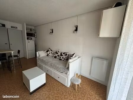 studio le sauze centre location longue durée ou saisonnière