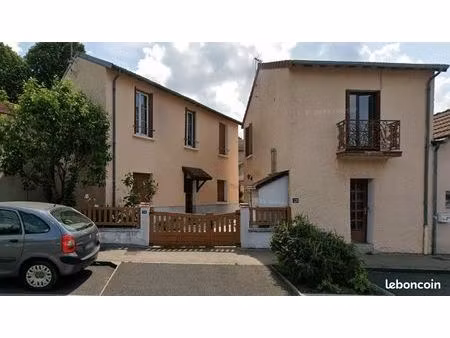 à vendre 2 maisons ensemble immobilier ou individuelle à vichy (03200)