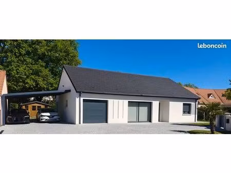 maison plain-pied 2019 – 3 chambres – piscine – terrain 937 m²