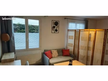 studio meublé 25m2 avec parking