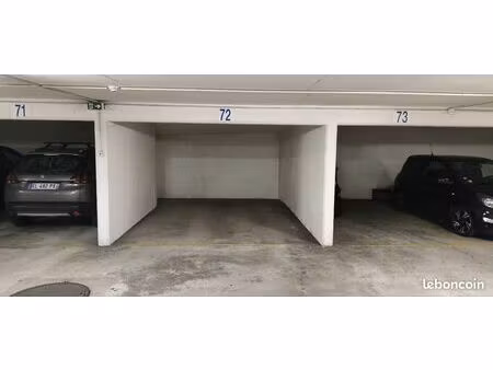 place de parking puteaux 17 5 m2