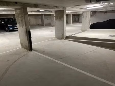 place parkings saint cloud quartier pasteur/magenta